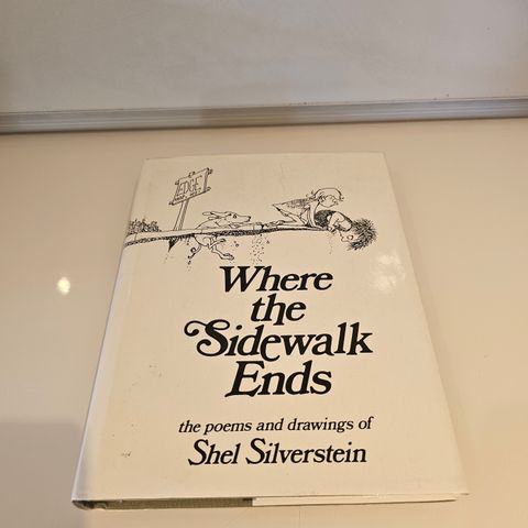 Where the Sidewalk Ends. The poems and drawings of Shel Silverstein