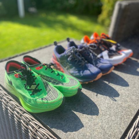 Skopark - Vaporfly Ekidens, Dynafit ultra 100, ASICS gel trabuca