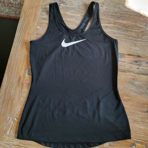 Nike tank top