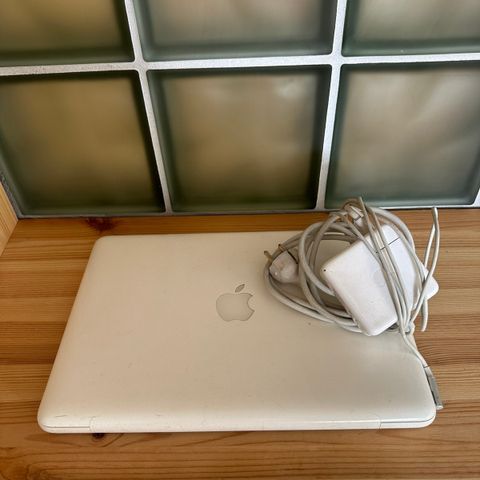 MacBook