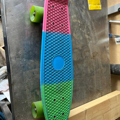 Pennyboard selges