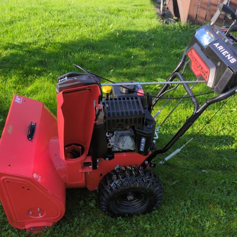 Ariens Snøfreser compact AT 24 LE