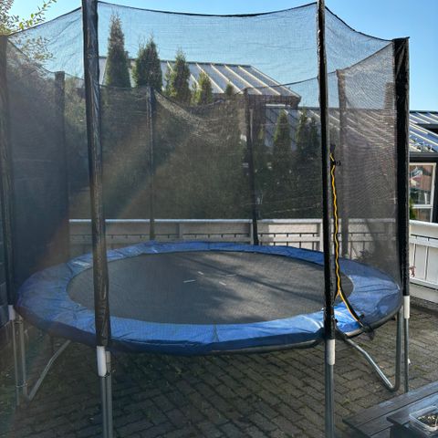 Trampoline