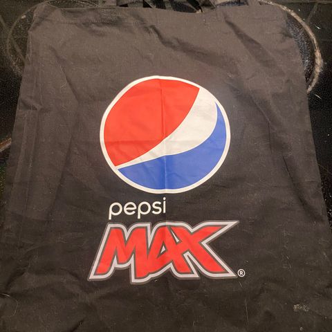 Såvidt brukt Pepsi Max nett