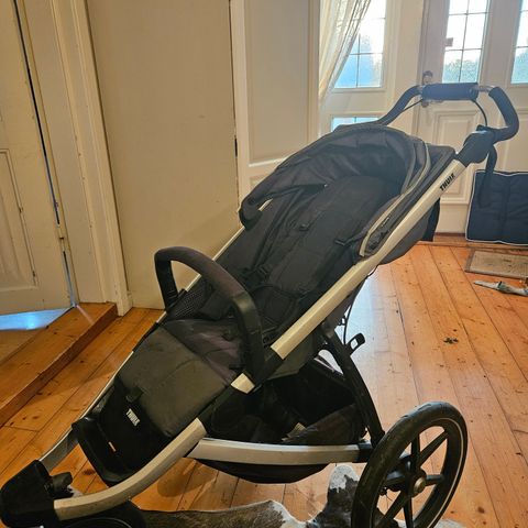 Thule urban glide 2 m/utstyr