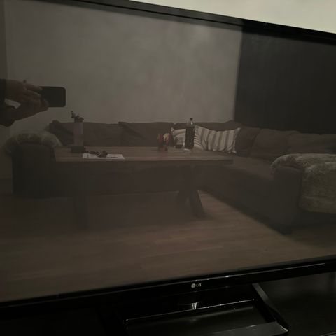 LG 50’’