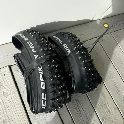 Schwalbe Ice Spiker Pro 27,5x2.60