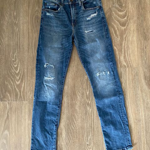 2 stk Levi’s high rise straight 30x32