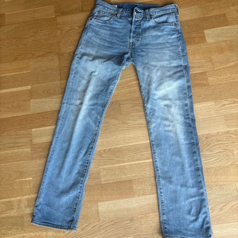 Levis jeans herre eller ungdom størrelse W30 L32