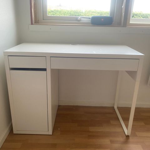 Skrivebord ikea