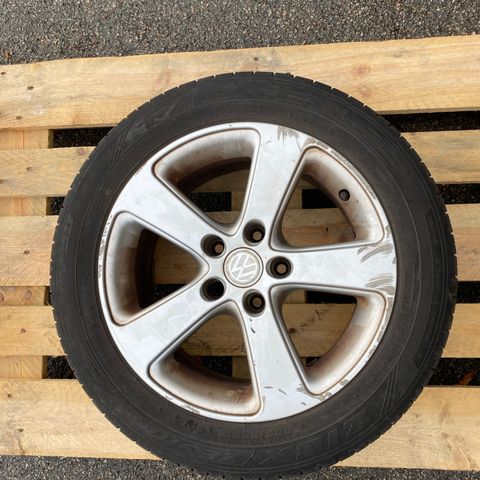 4 Stk Sommerhjul VW  205 x 55 R 16. Mønsterdybde ca 6 mm