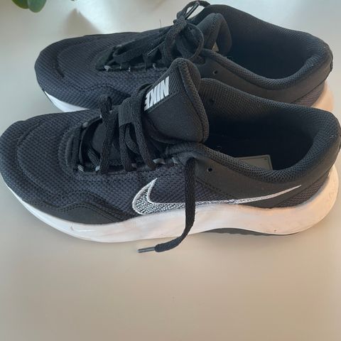 Nike sko str 40