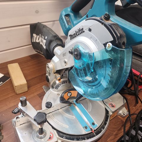 Makita dls 600