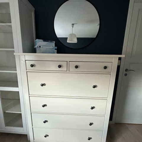 Hemnes kommode fra IKEA