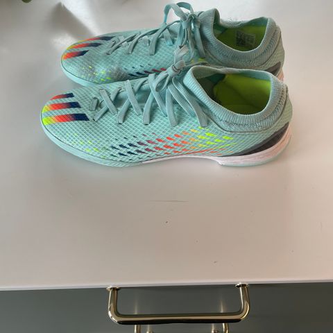 Adidas futsalsko str 38, 2/3