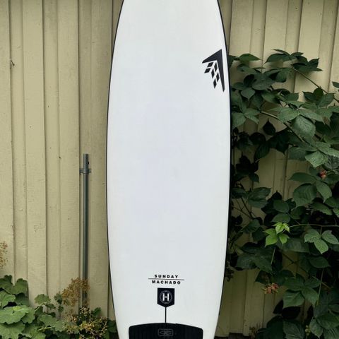 Firewire Machado Sunday 6’8