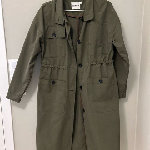 Høstjakke/ trenchcoat