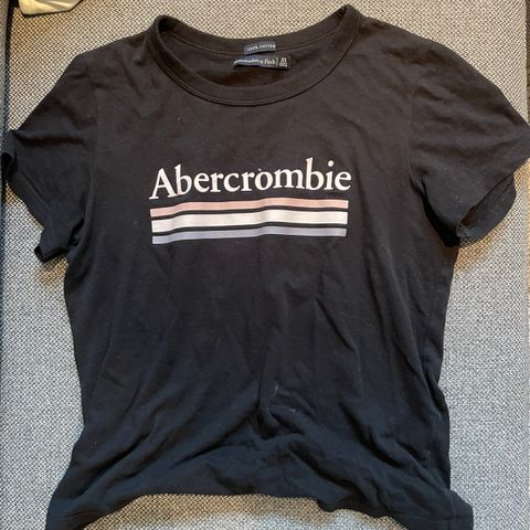 Abercrombie t-skjorte