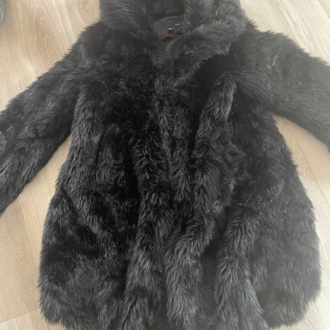 Faux fur jakke