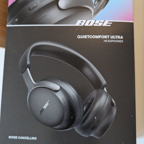 Bose QuietComfort Ultra trådløse around-ear hodetelefoner (sort)