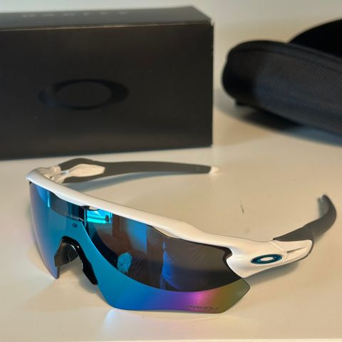 Oakley Radar EV Path - Prizm Sapphire