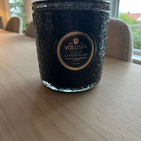 Voluspa crisp champagne 80t