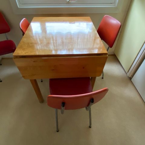 Kjøkkenbord, retro, med skuff