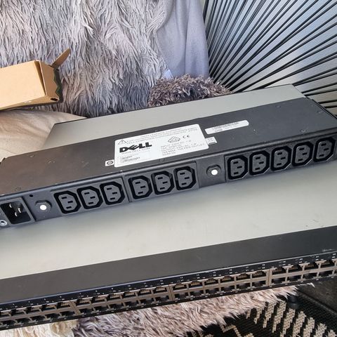 Linksys SRW2048 48-Port  WebView Gigabit Switch, 24 patch panel Network