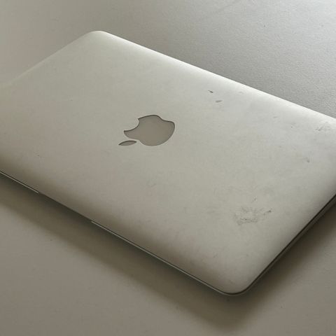 Apple Macbook Air 11