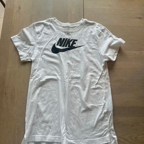 Nike t-skjorte