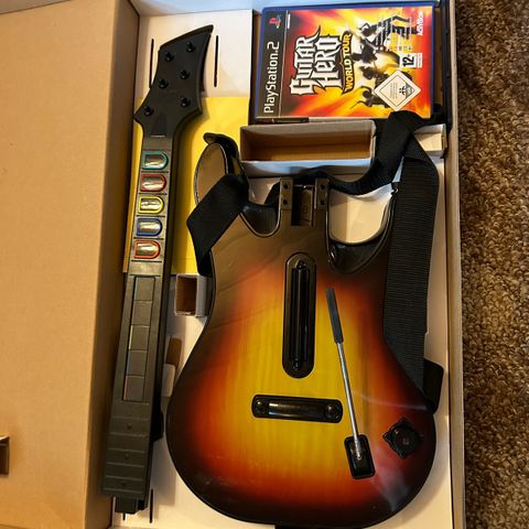 Guitar Hero - World Tour, PlayStation 2