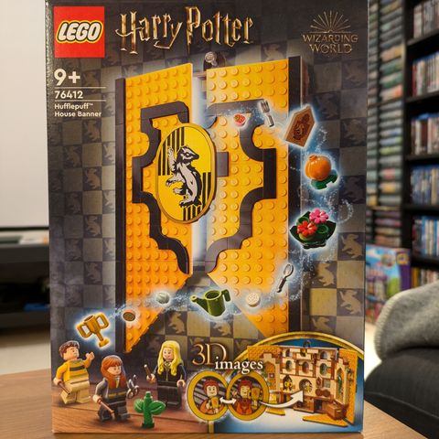 76412 Hufflepuff House Banner selges!