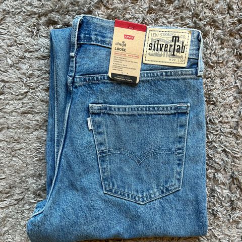 Levis Silvertab