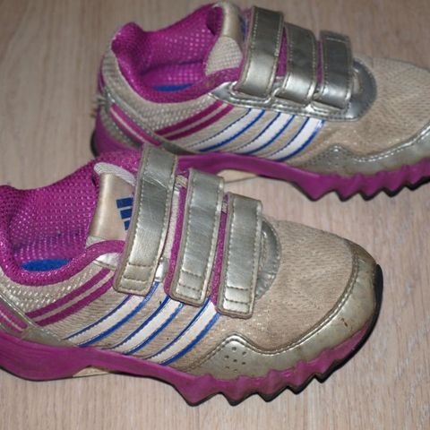 Adidas utesko