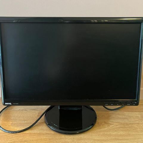 21,5’’ Benq T2210HD