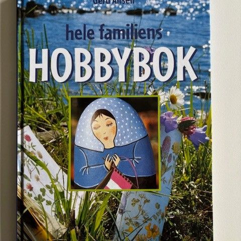 Hele familiens hobbybok