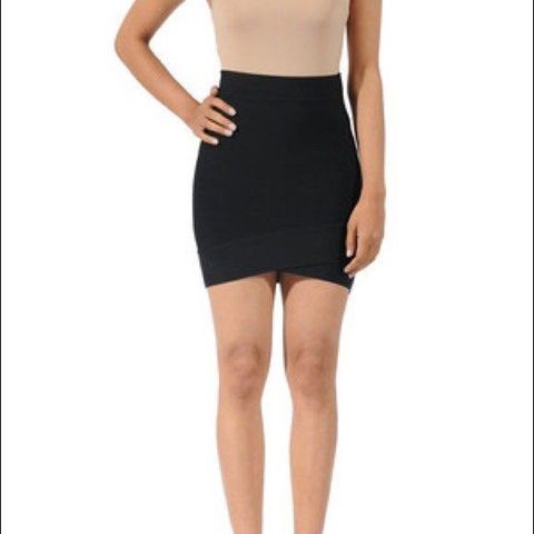 Bodycon skjørt - BCBGMaxAzria