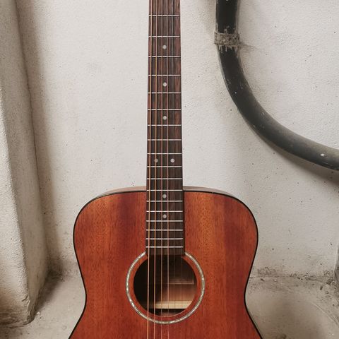 Cort Akustisk gitar