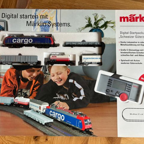 Märklin Digitalt startsett. 2 togsett + ekstra utstyr