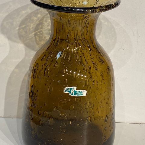 Vintage vase fra MAGNOR K GLASS NORWAY