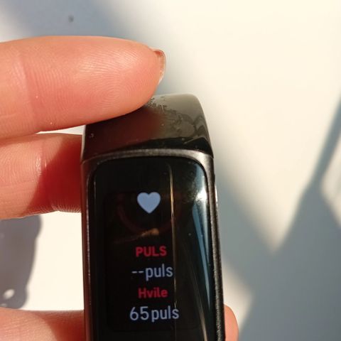 Fitbit charge 5