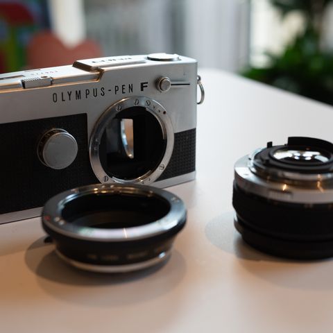 Olympus Pen FT (hus)