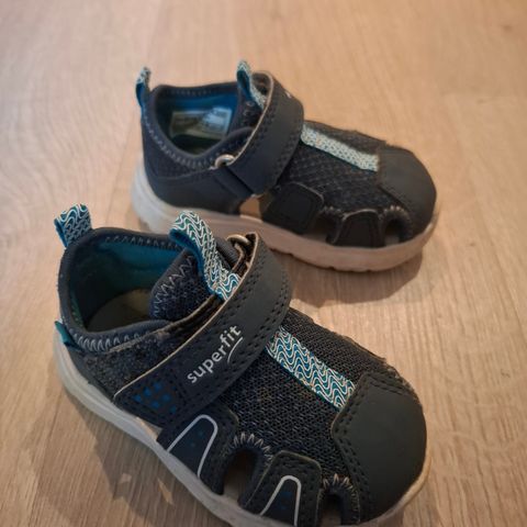 Superfit sandaler baby strl. 19 - pent brukt