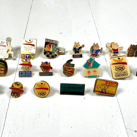 Pins fra OL i Barcelona 1992, flere andre mesterskap og radio TV - 20,- per stk.