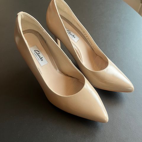 Clarks pumps (Str 36)