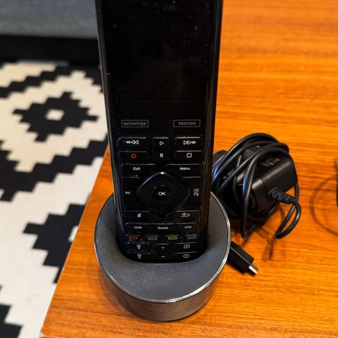 Logitech Harmony Elite Universalfjernkontroll