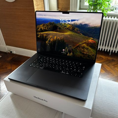 MacBook Pro M3 Max 16C/40C 64GB/1TB (sort)