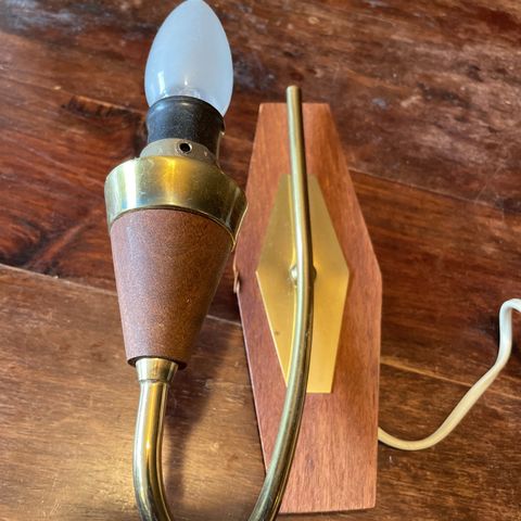 Vintage teak enkel vegglampe