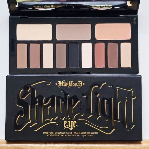 Kvd shade + light contoure eye palette