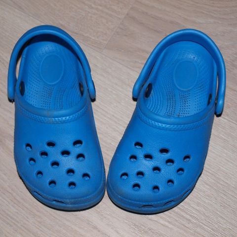 Crocs fra Red Apple